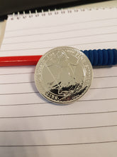 Cargar imagen en el visor de la galería, 1 Oz Silver Britannia Coins, £90 + VAT = £108